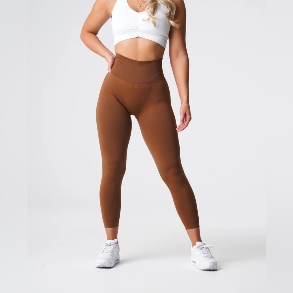 NVGTN | Solid Seamless Leggings